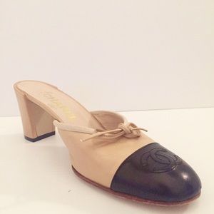 CHANEL Cap Toe Low Heel
